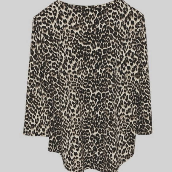 Chico's leopard print top - Picture 2 of 8